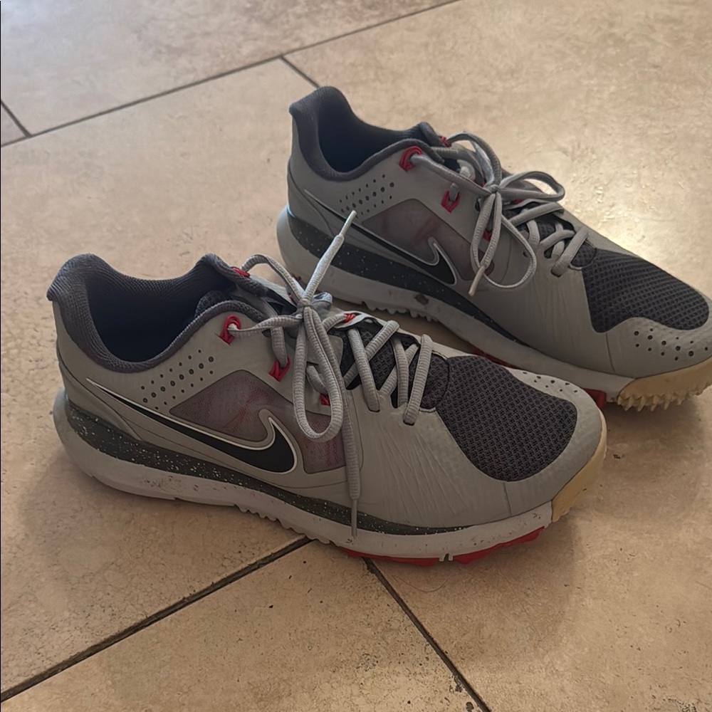 Nike Gray and Black Tiger Woods Golf shoes